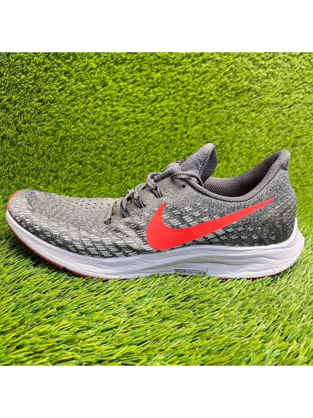 Nike Air Zoom Pegasus 35 Men Size 11 Gray Orange Athletic Running Shoes Sneakers